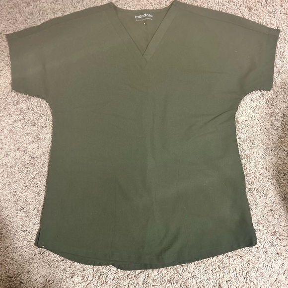 Mandala Size S Oversize Scrub Top - Picture 3 of 5